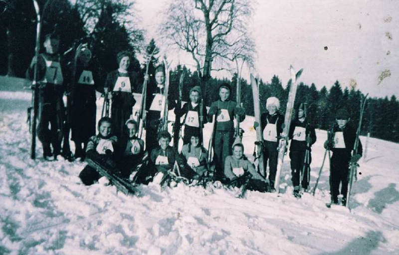 Gruppenfoto Skiclub-2